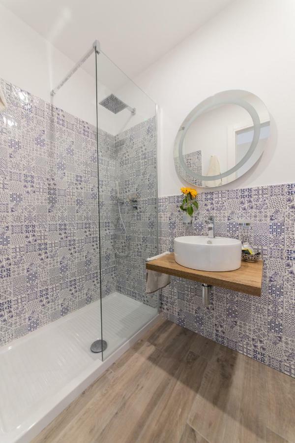Demithos Guest house
